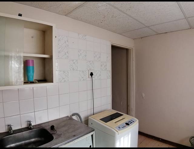 3 BEDROOM FREEHOLD SOLD IN STILFONTEIN EXT 1